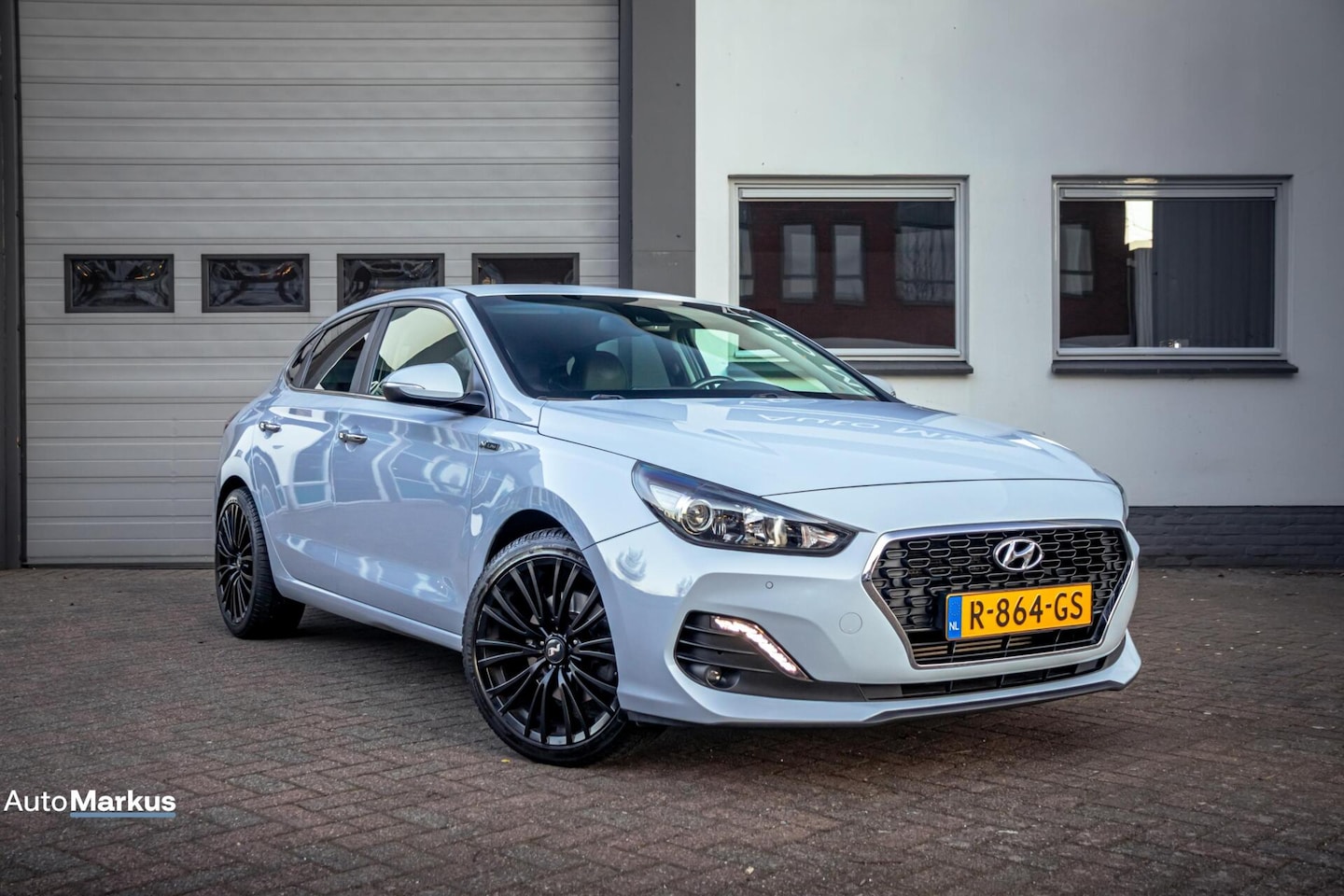 Hyundai i30 Fastback - 1.4 T-GDI Premium 1.4 T-GDI Premium - AutoWereld.nl