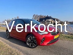Opel Corsa-e - Elegance 50 kWh Camera / leer-alcantara / Nieuwstaat