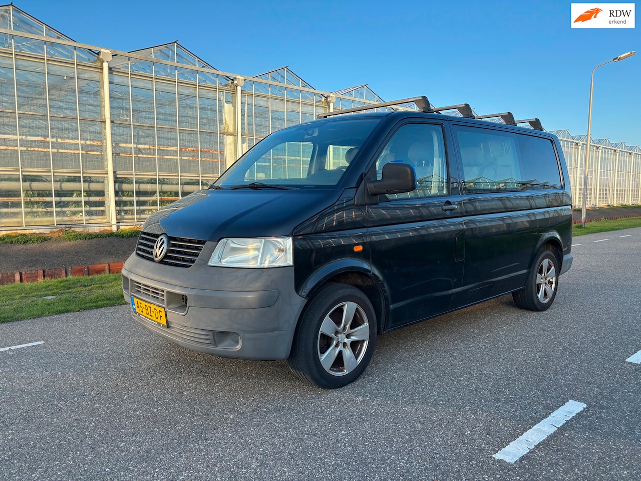 Volkswagen Transporter - 2.5 TDI 300 Budgetline DC Airco! Nap!!! - AutoWereld.nl