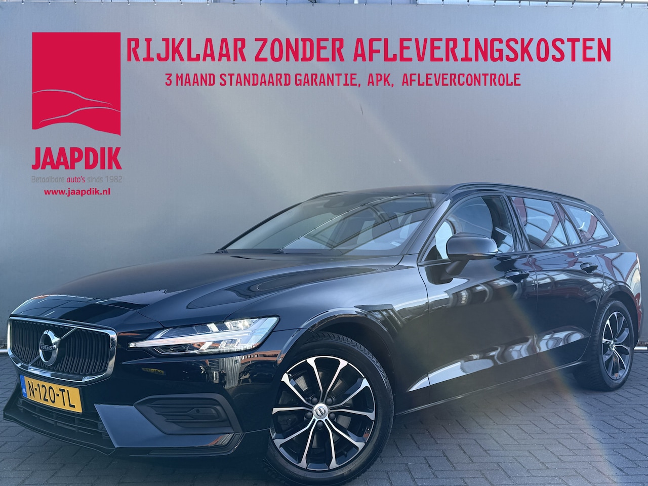 Volvo V60 - BWJ 2022 2.0 B4 200 PK Momentum AUTOMAAT | TREKHAAK | STOEL + STUURVERW. | FULL LED | CAME - AutoWereld.nl