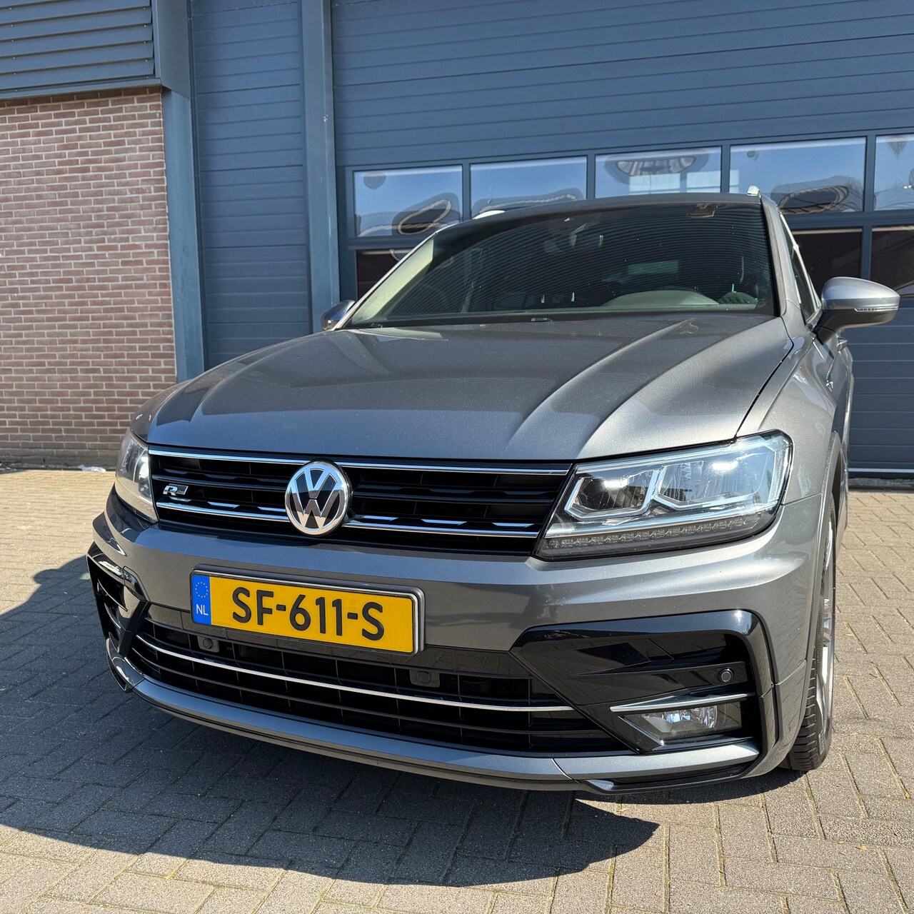 Volkswagen Tiguan - 1.4 TSI ACT Comfortline Business R TREKHAAK/CARPLAY/DIGITAL COCKPIT