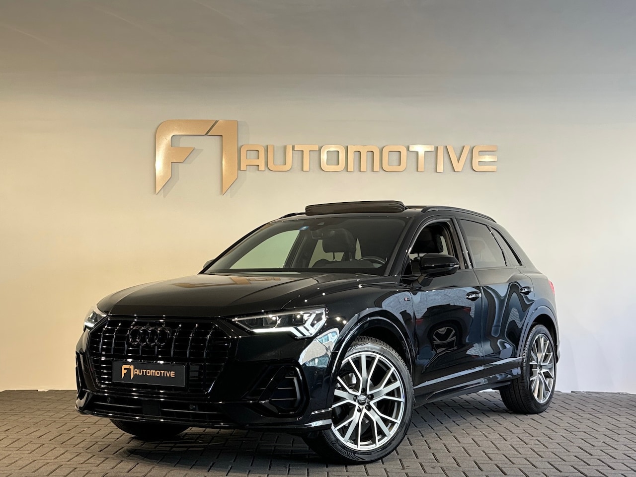 Audi Q3 - 35 TFSI S Line Pro Line S Line Pano|Keyles|B&O|Leder - AutoWereld.nl