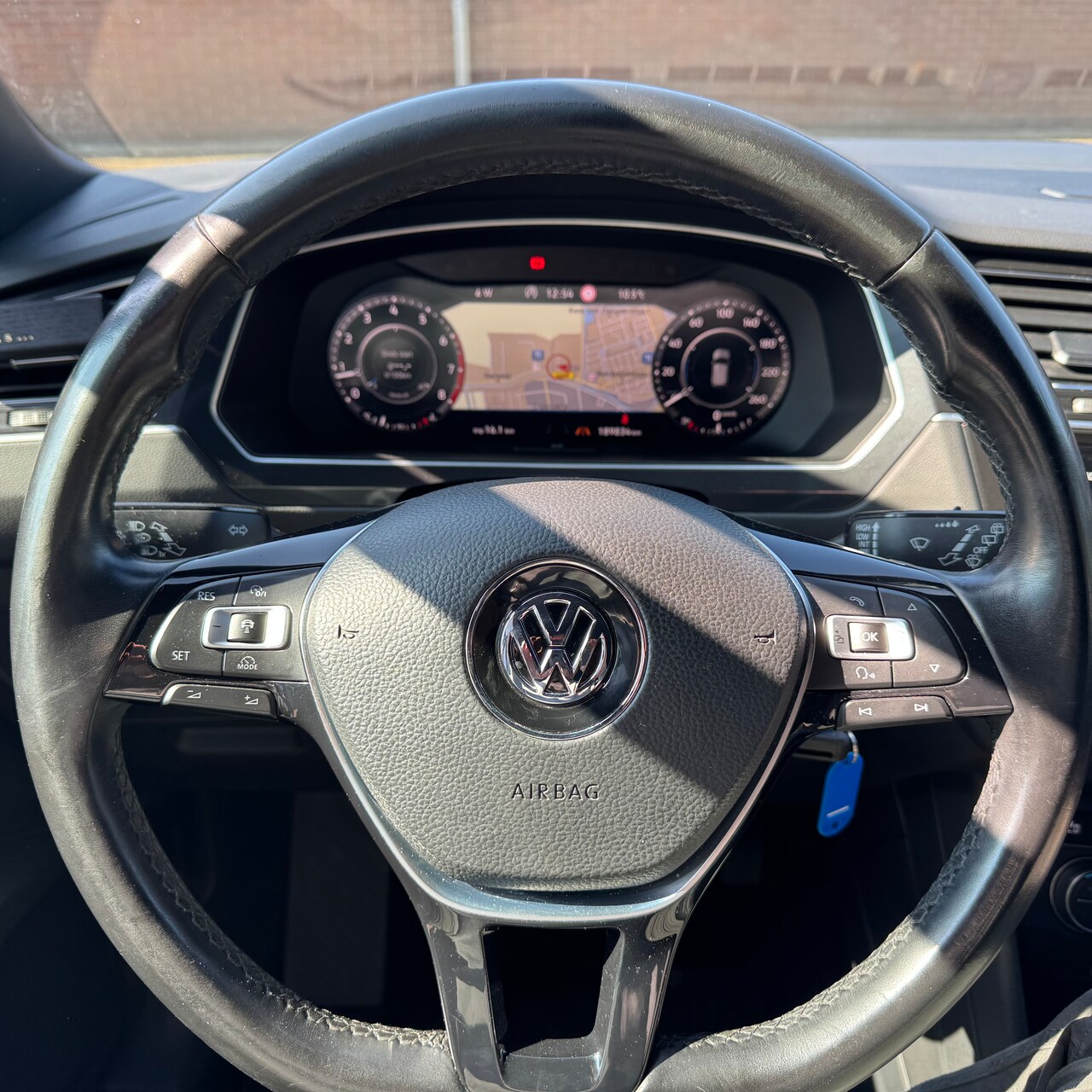 Volkswagen Tiguan - 1.4 TSI ACT Comfortline Business R TREKHAAK/CARPLAY/DIGITAL COCKPIT