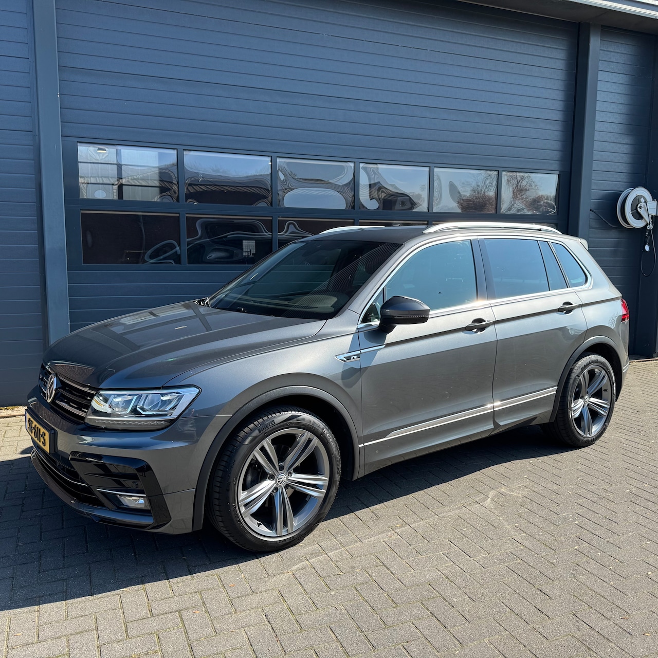Volkswagen Tiguan - 1.4 TSI ACT Comfortline Business R TREKHAAK/CARPLAY/DIGITAL COCKPIT