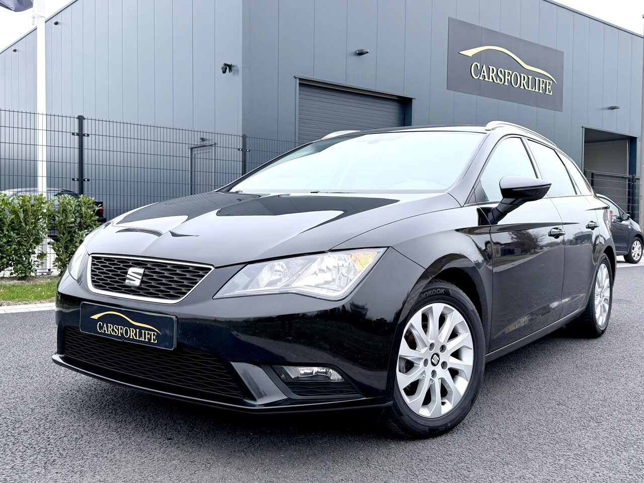 SEAT Leon ST - 1.6 TDI Style Connect Ecomotive 1.6 TDI Style Connect Ecomotive - AutoWereld.nl