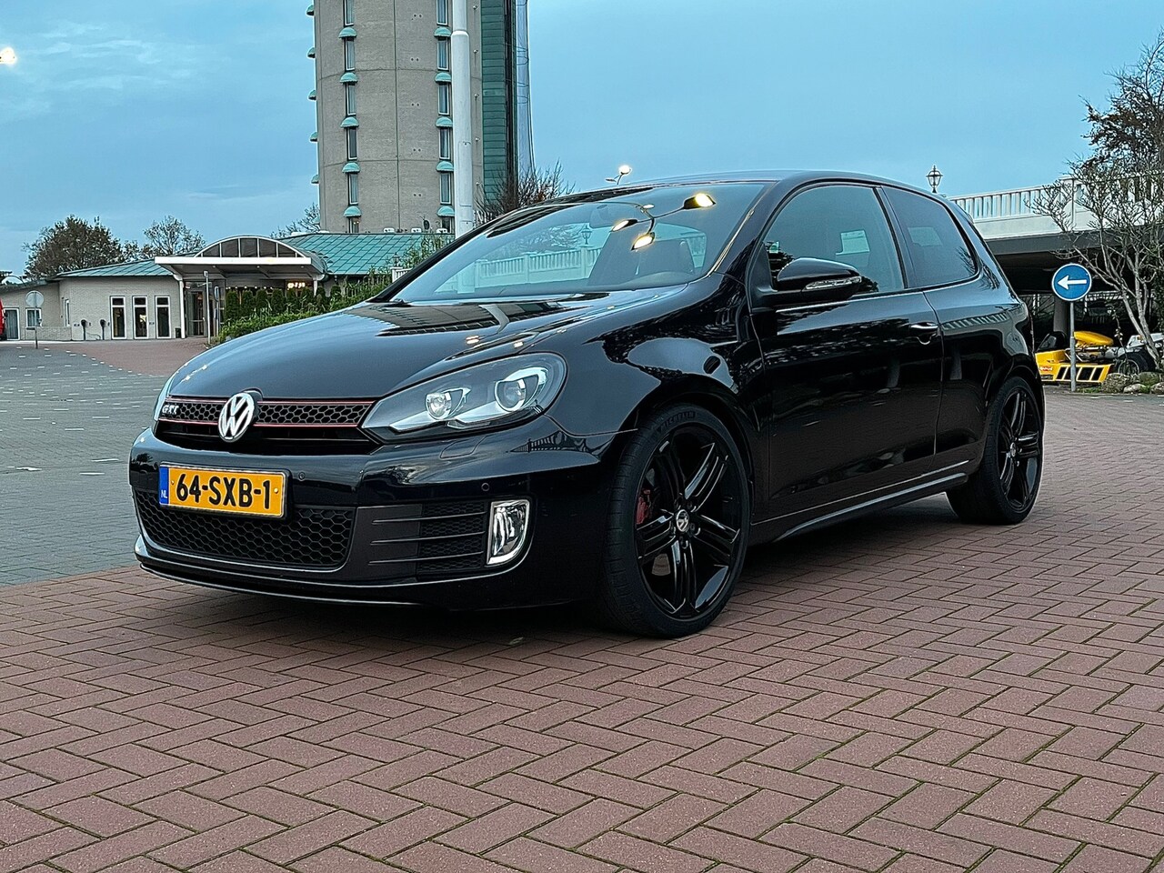 Volkswagen Golf - 2.0 GTI DSG-7 - AutoWereld.nl