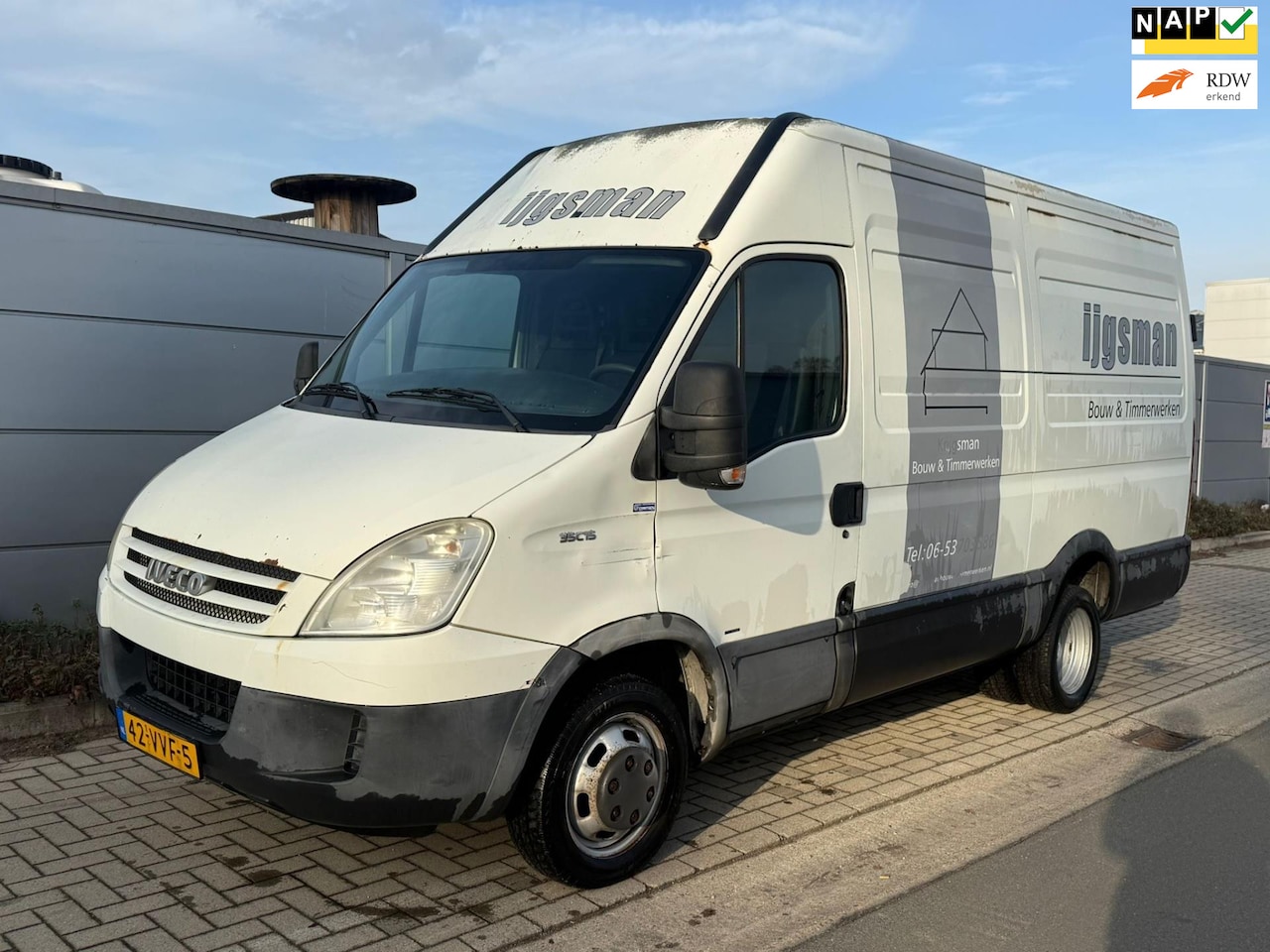 Iveco Daily - 35C15V 330 H3/ airco / dubbellucht/ 2008 - AutoWereld.nl