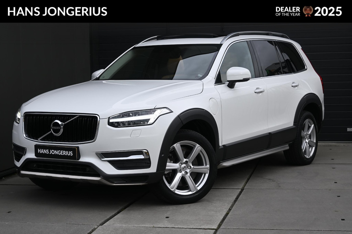 Volvo XC90 - 2.0 T8 Twin Engine AWD Momentum | 7 PERSOONS | WEGKLAPBARE TREKHAAK | SCHUIF/KANTELDAK | N - AutoWereld.nl