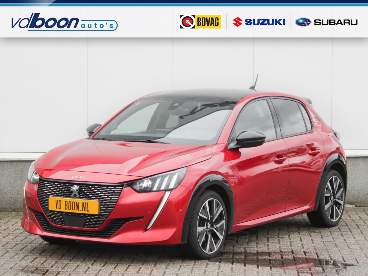 Peugeot 208 - 1.2 PureTech GT Pack Automaat | Adap. Cruise | Panodak | Vol Leder | Stoelverwarming | Cam - AutoWereld.nl