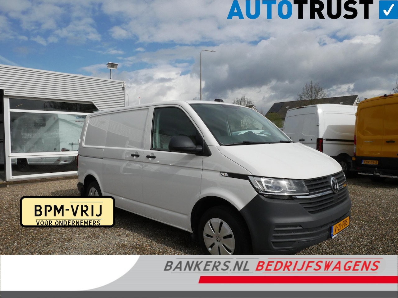 Volkswagen Transporter - 2.0 TDI 110PK, L1H1, Airco - AutoWereld.nl