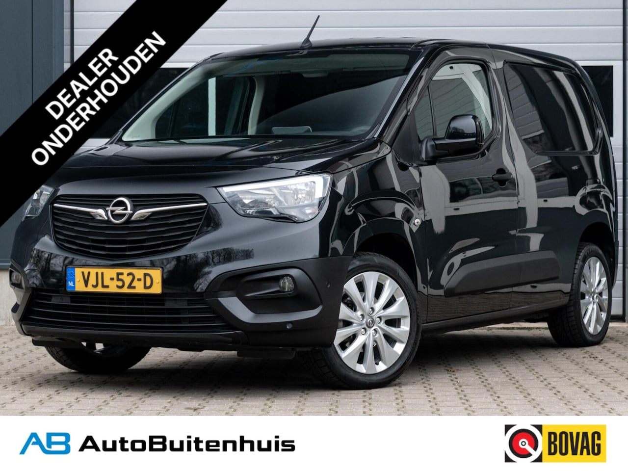 Opel Combo - 1.5D L1H1 Edition|CAMERA|TREKHAAK|PDC|CARPLAY|DODEHOEKDETECTIE|CLIMATE - AutoWereld.nl