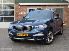BMW X3 - xDrive20i High Executive|Leder|Pano|Wegklapbare trekhaak|HUD|Camera|Zwarte Hemel