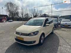 Volkswagen Touran - 1.6 TDI 7 persoons Airco stoelverwarming Leder
