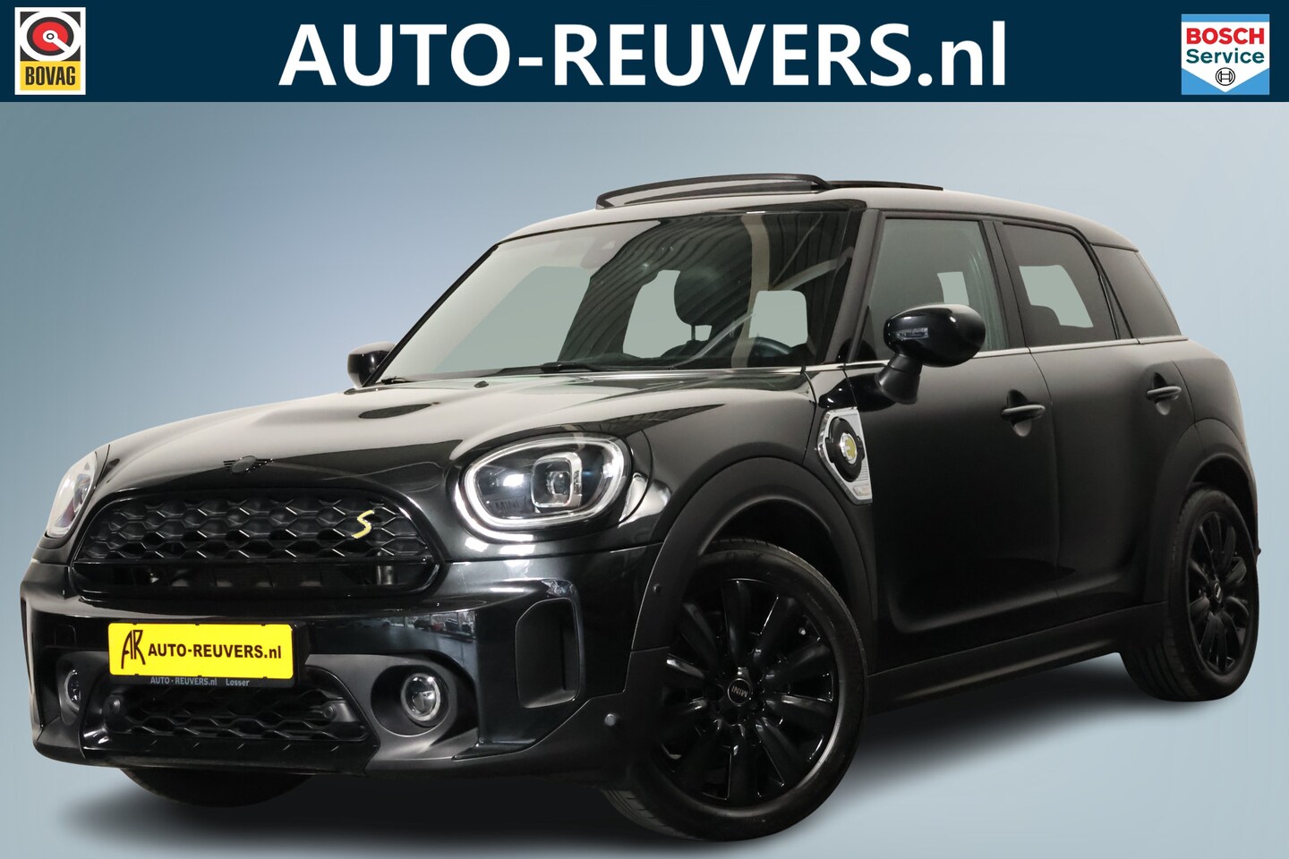 MINI Countryman - Mini 1.5 Cooper S E ALL4 Panorama / Opendak / Leder / HUD / CarPlay / Pilot assist - AutoWereld.nl