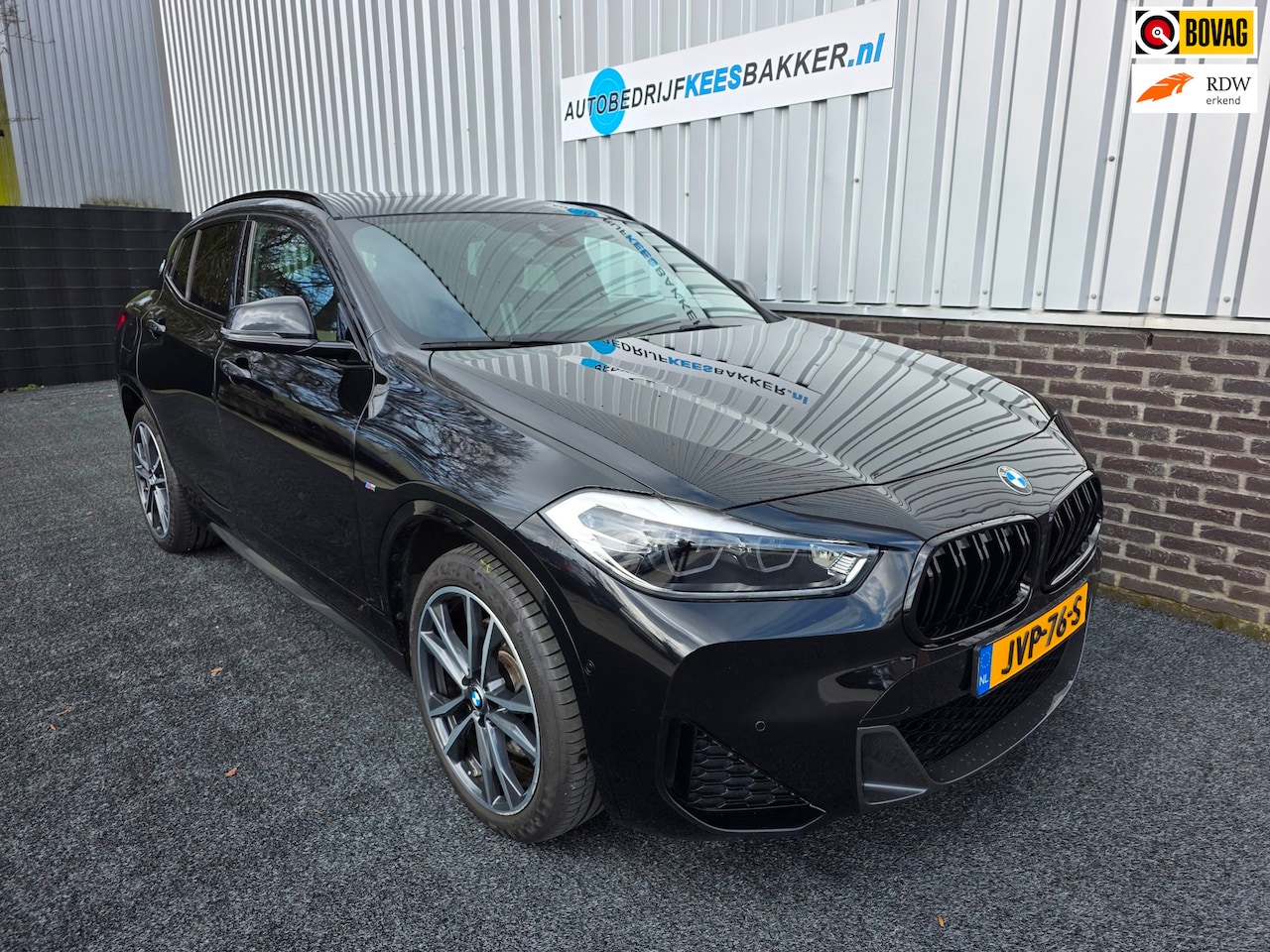 BMW X2 - XDrive25e Plug-in Hybride / M-Pakket / Pano / HUD / Vol! - AutoWereld.nl