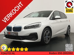 BMW 2-serie Active Tourer - 225xe iPerformance Executive - Navigatie - Stoelverwarming - Camera - Trekhaak