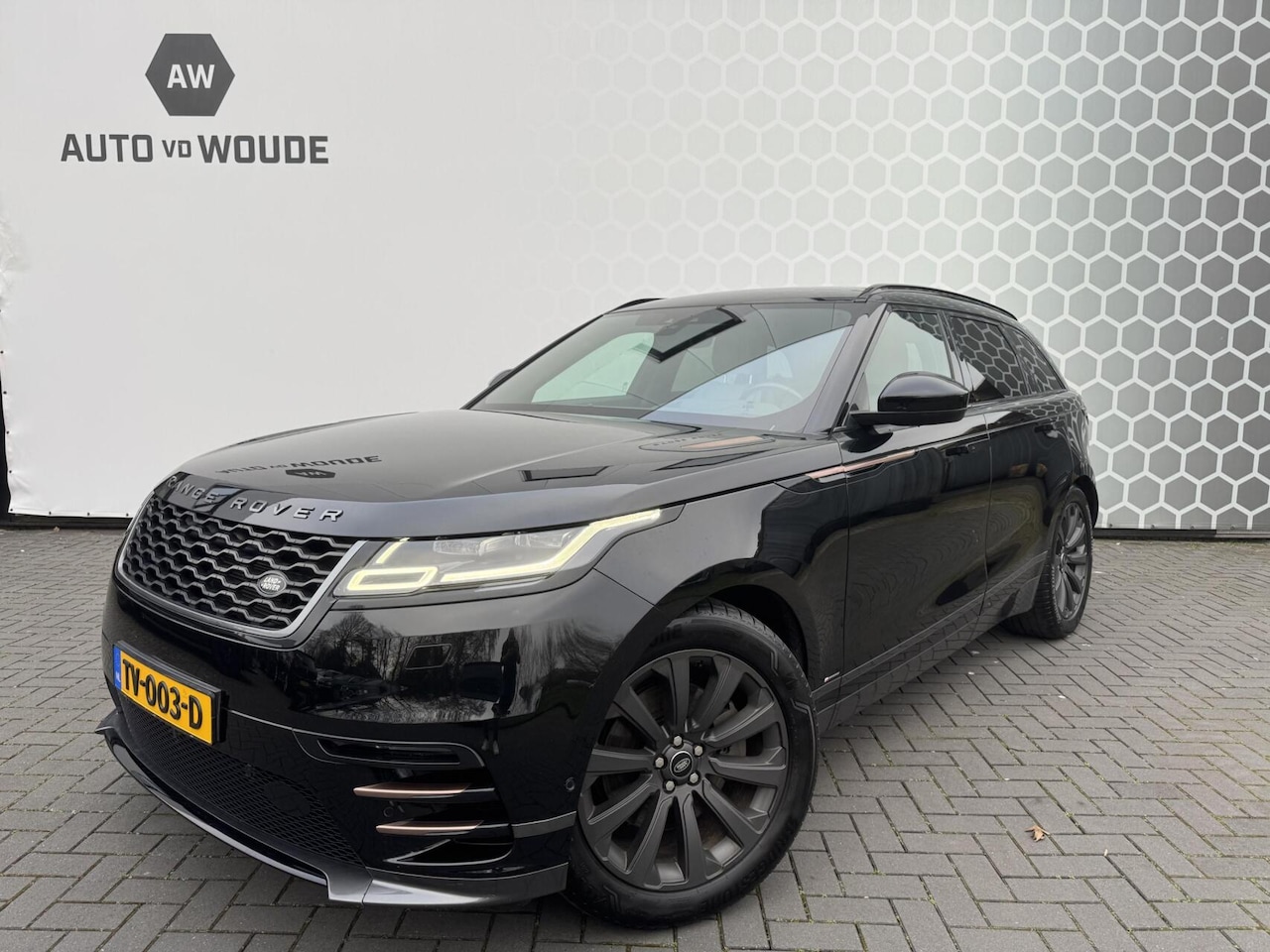 Land Rover Range Rover Velar - 3.0 V6 AWD R-Dynamic HSE 3.0 V6 AWD R-Dynamic HSE LET OP - AutoWereld.nl