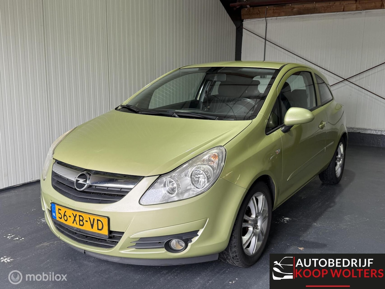 Opel Corsa - 1.2-16V Cosmo Airco - AutoWereld.nl