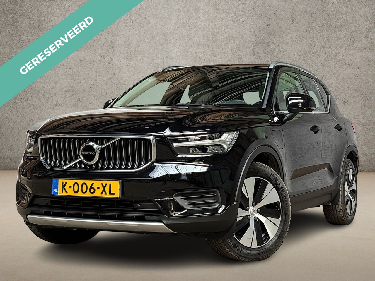 Volvo XC40 - 1.5 T4 Recharge Inscription 211Pk Automaat (APPLE CARPLAY, GROOT NAVI, LEDER, STOELVERWARM - AutoWereld.nl