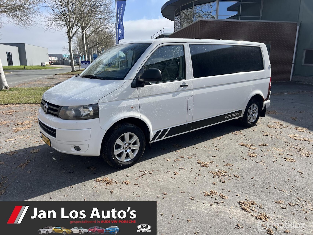 Volkswagen Transporter - 2.0 TDI DSG L2H1 - AutoWereld.nl