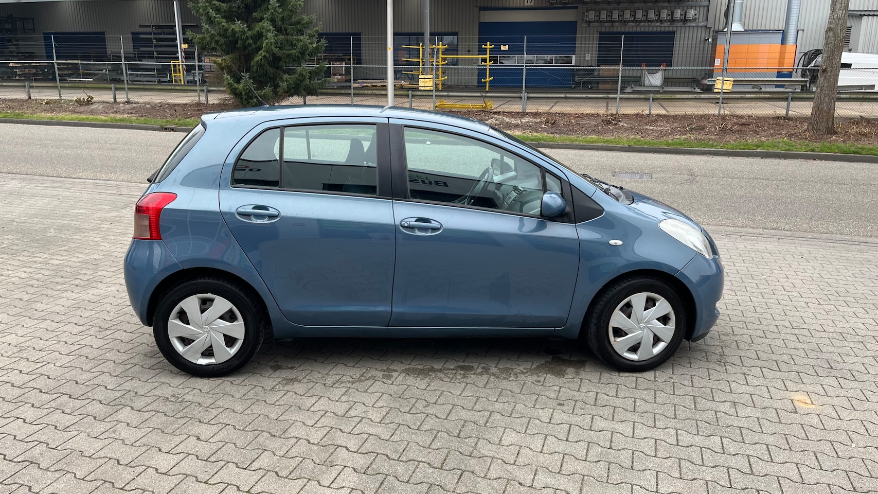 Toyota Yaris - 1.3 VVTi Sol MMT - AutoWereld.nl