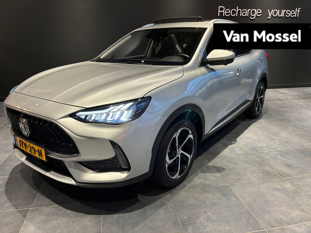 MG EHS - 1.5 TGDI PHEV Aut. Luxury | Panoramadak | Leder | 360 Camera | Led Koplampen | Navi | CarP - AutoWereld.nl