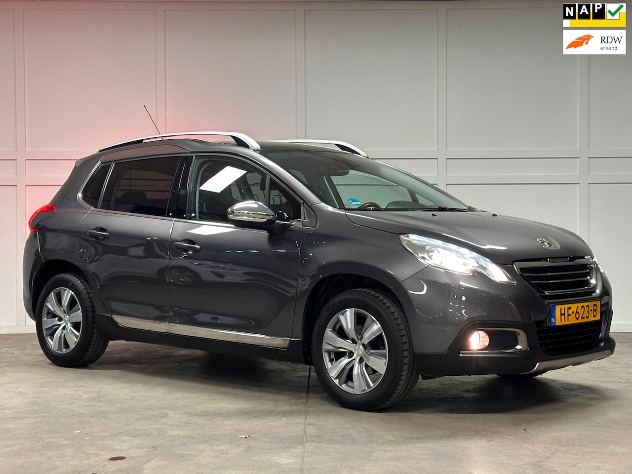 Peugeot 2008 - Allure / 2015 / Cruise / Trekhaak / Panorama / Navi / Airco - AutoWereld.nl