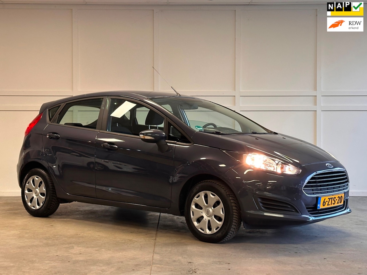 Ford Fiesta - 2015 / Navi / Airco / 5 Deurs - AutoWereld.nl