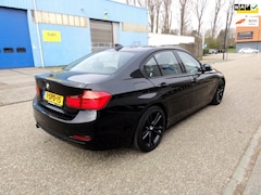BMW 3-serie - 320i EfficientDynamics Edition Bj 2013 NAP Airco Nieuwe APK