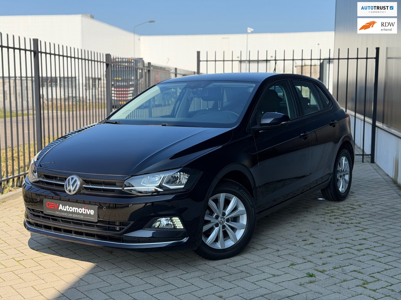 Volkswagen Polo - 1.0 TSI Highline Navi Stoelverwarming Cruise LED - AutoWereld.nl
