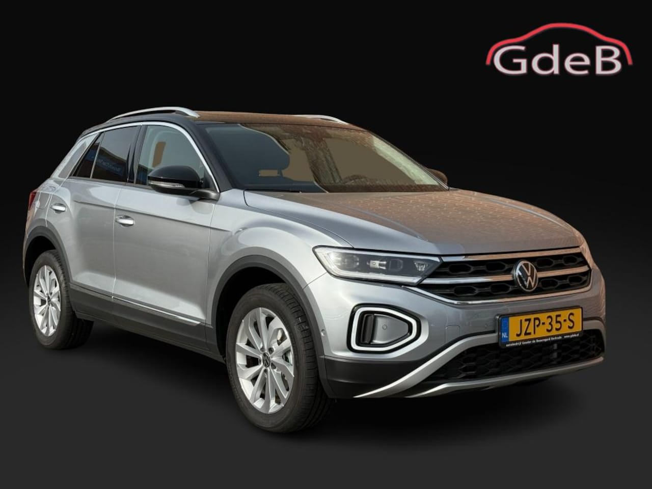 Volkswagen T-Roc - 1.5 TSI STYLE automaat  Panoramadak - AutoWereld.nl