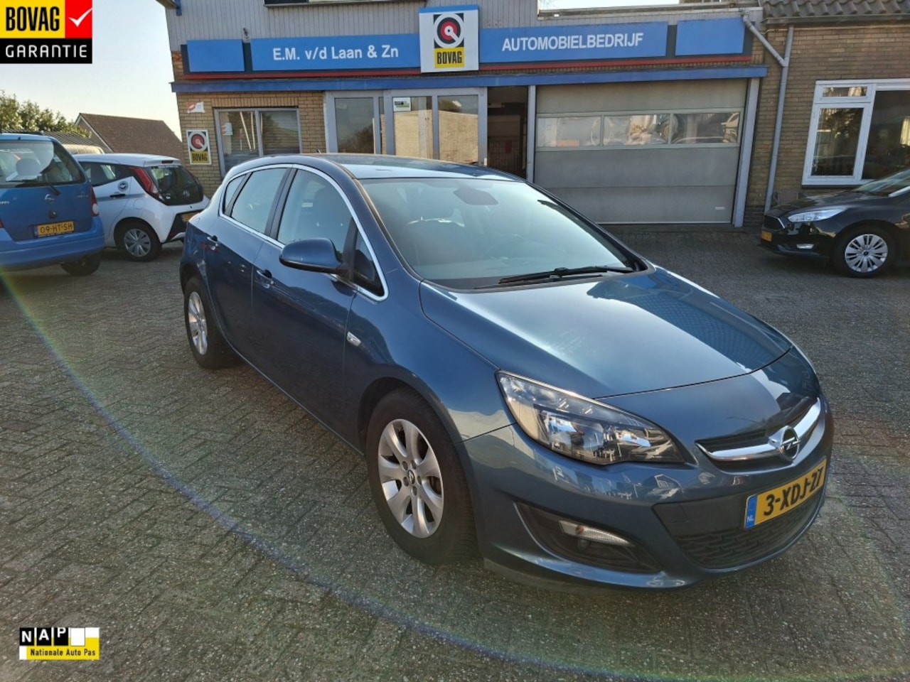 Opel Astra - 1.4 Turbo Business RADIO-CD/CLIMATE/CRUISE/NAVI/ELEC.RAMEN V+A/PDC/TREKHAAK