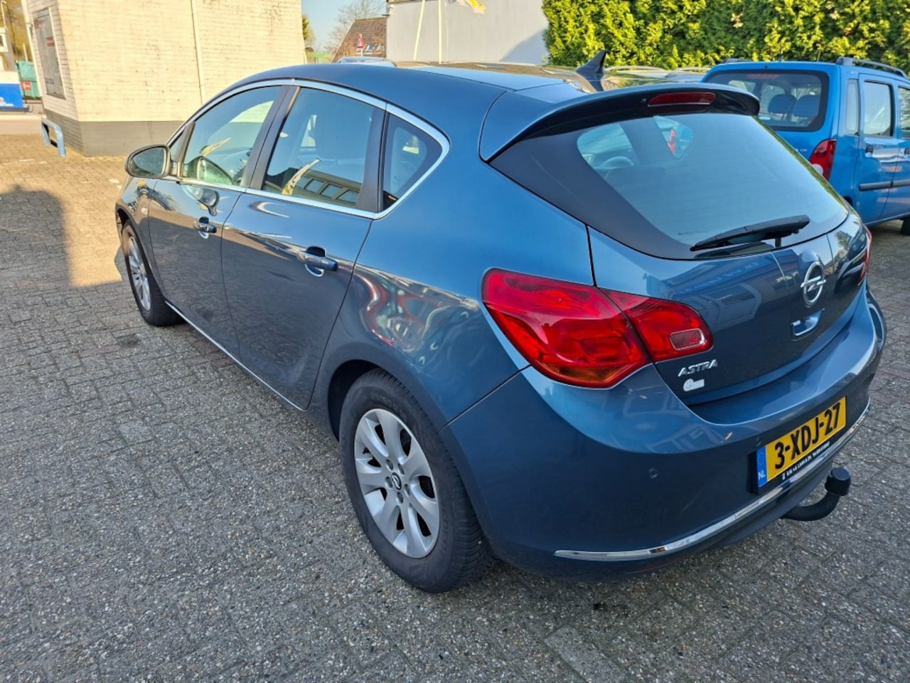 Opel Astra - 1.4 Turbo Business RADIO-CD/CLIMATE/CRUISE/NAVI/ELEC.RAMEN V+A/PDC/TREKHAAK