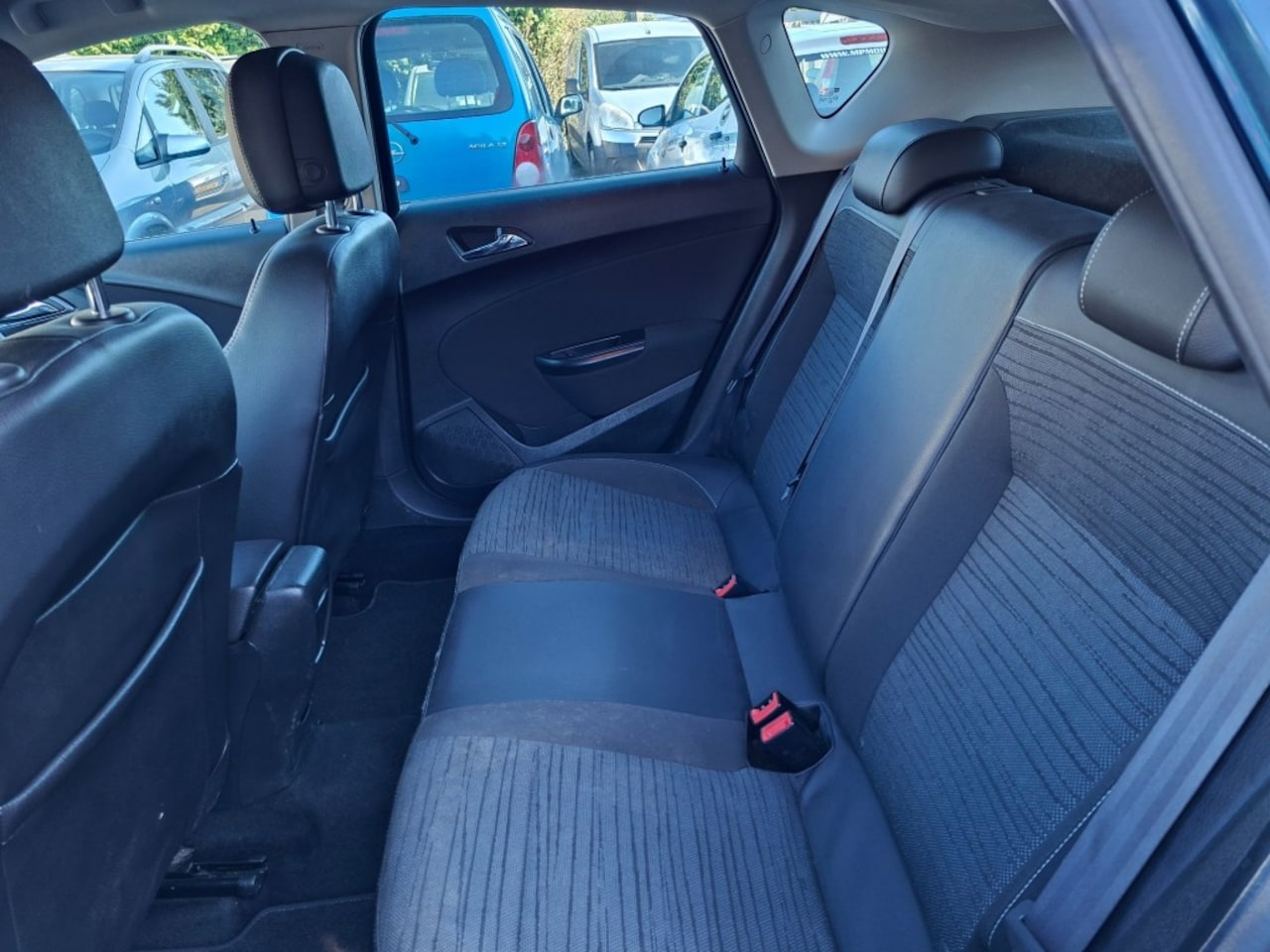 Opel Astra - 1.4 Turbo Business RADIO-CD/CLIMATE/CRUISE/NAVI/ELEC.RAMEN V+A/PDC/TREKHAAK