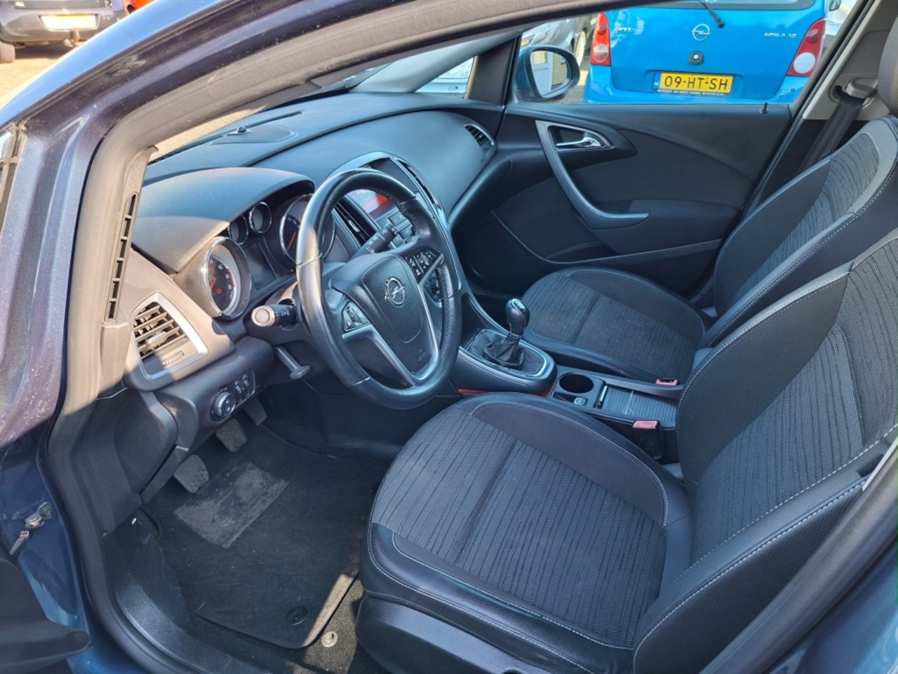 Opel Astra - 1.4 Turbo Business RADIO-CD/CLIMATE/CRUISE/NAVI/ELEC.RAMEN V+A/PDC/TREKHAAK