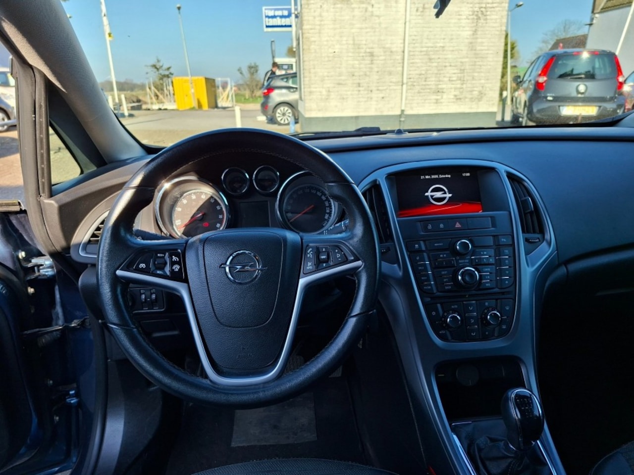 Opel Astra - 1.4 Turbo Business RADIO-CD/CLIMATE/CRUISE/NAVI/ELEC.RAMEN V+A/PDC/TREKHAAK