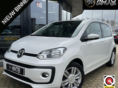 Volkswagen Up! - 1.0 BMT high up NL AUTO | Zeer Nette Staat | 2e Eigenaar | Luxe Stoelen | Stoelverwarming