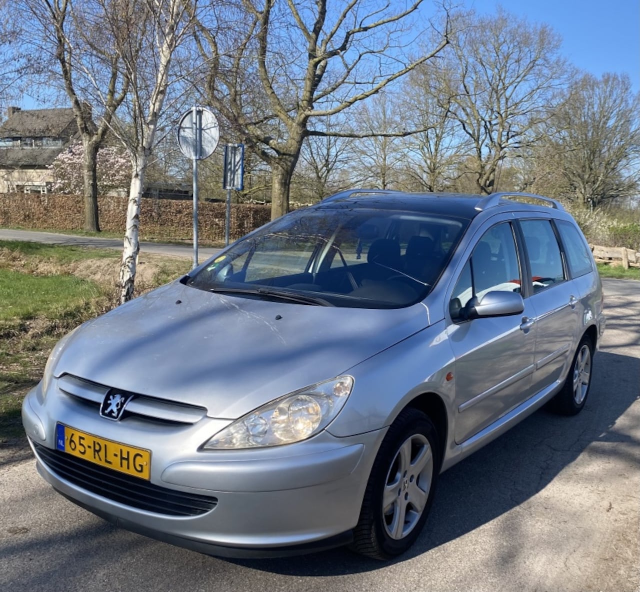 Peugeot 307 SW - 2.0-16V Premium 2.0 16V Premium - AutoWereld.nl