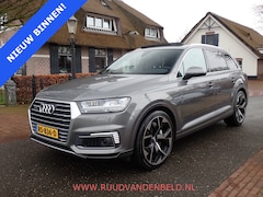 Audi Q7 - 3.0 TDI e-tron quattro Sport / TREKHAAK / 22''INCH / HEADUP / CAMERA / ACC / PANODAK