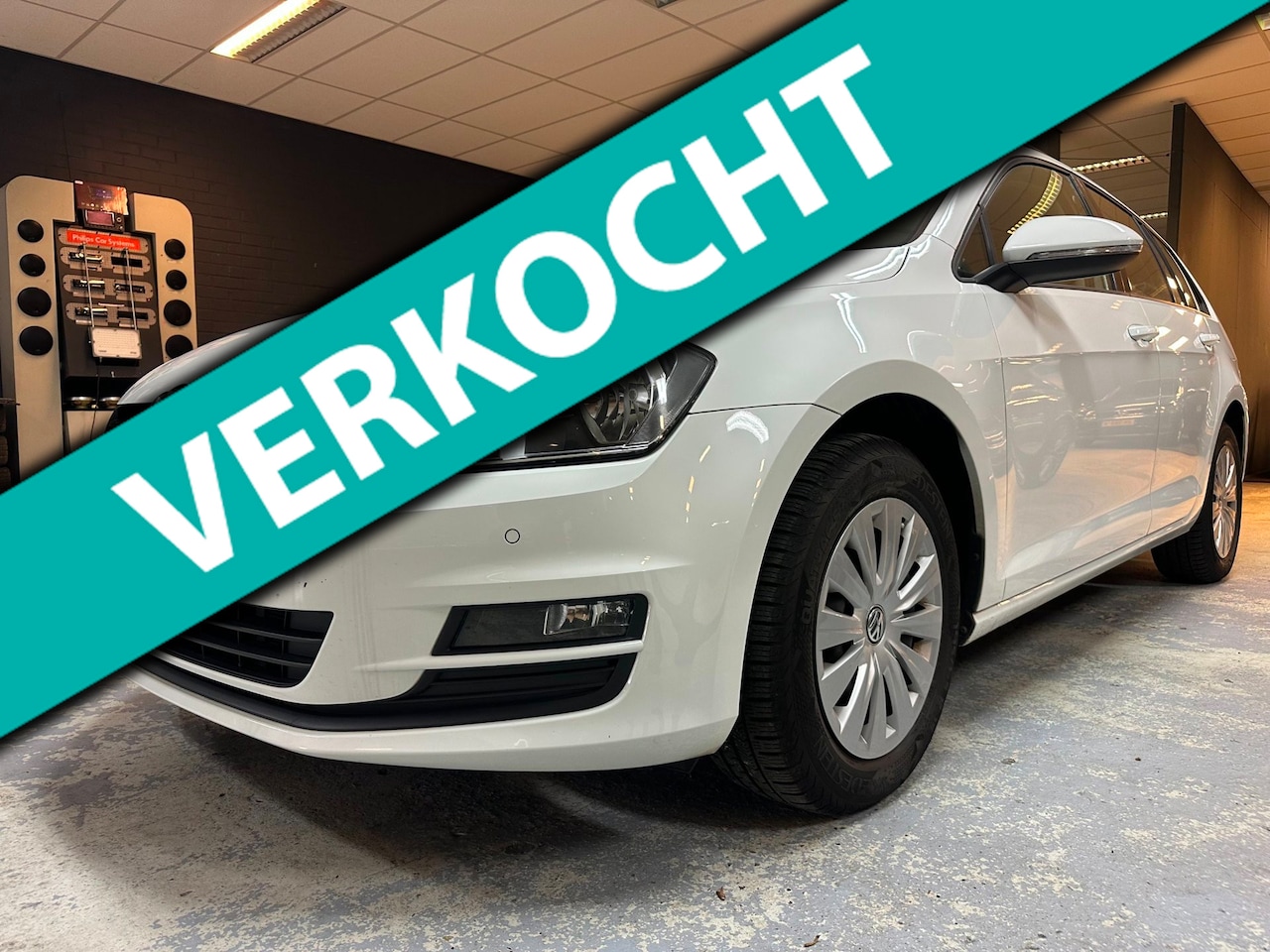 Volkswagen Golf Variant - 1.6 TDI BlueMotion DSG Navi Parkeersensoren Navi 1eigenaar NAP NL - AutoWereld.nl