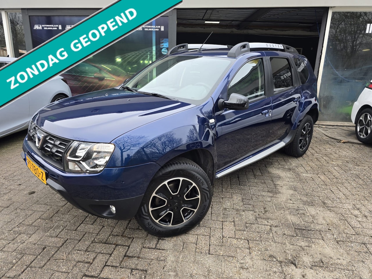 Dacia Duster - 1.2 TCe 4x2 Blackshadow | 2E EIGENAAR | 12MND GARANTIE | NAVI | CAMERA | CRUISE | - AutoWereld.nl