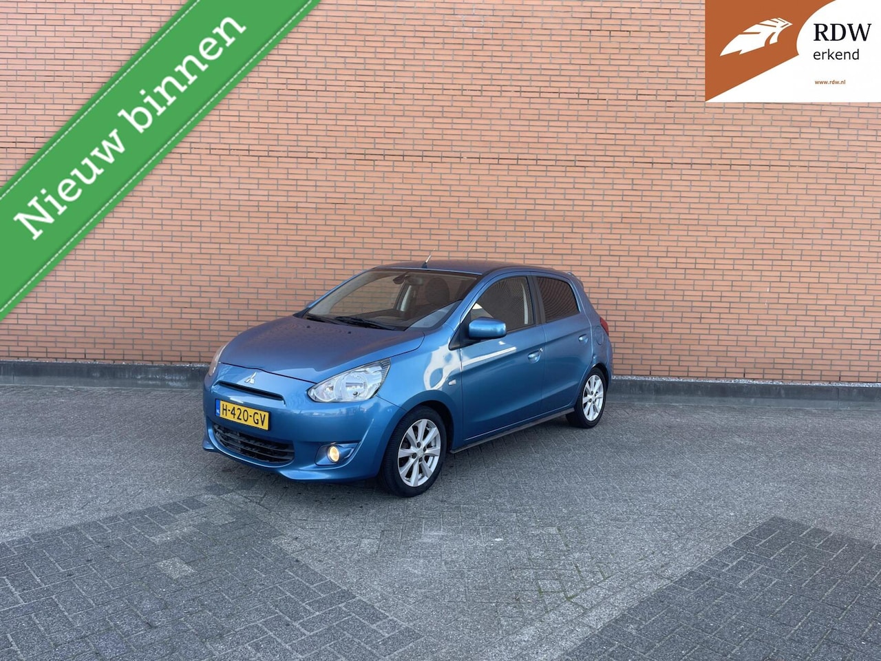 Mitsubishi Space Star - 1.2 Intense+ 2013 122DKM | AIRCO | APK - AutoWereld.nl