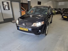 Mitsubishi Outlander - 2.4 Instyle 4x4 AUTOMAAT