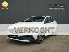 Volvo V40 Cross Country - 1.5 T3 Nordic+ Dealer onderh. / 16'' LM velgen / LED / Trekhaak / PDC voor en achter /