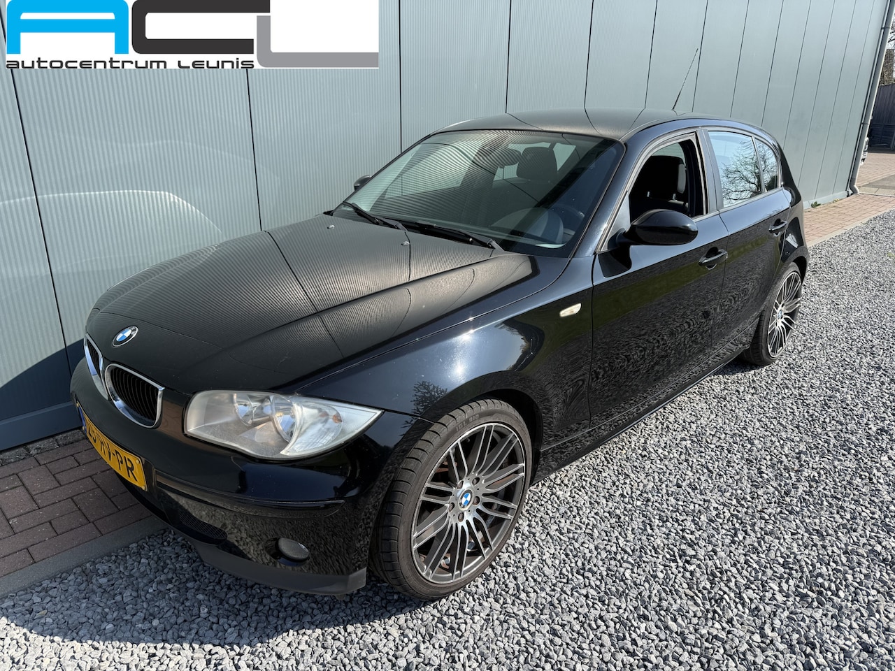 BMW 1-serie - 116i High Executive 116i 115pk High Executive 5-drs - AutoWereld.nl
