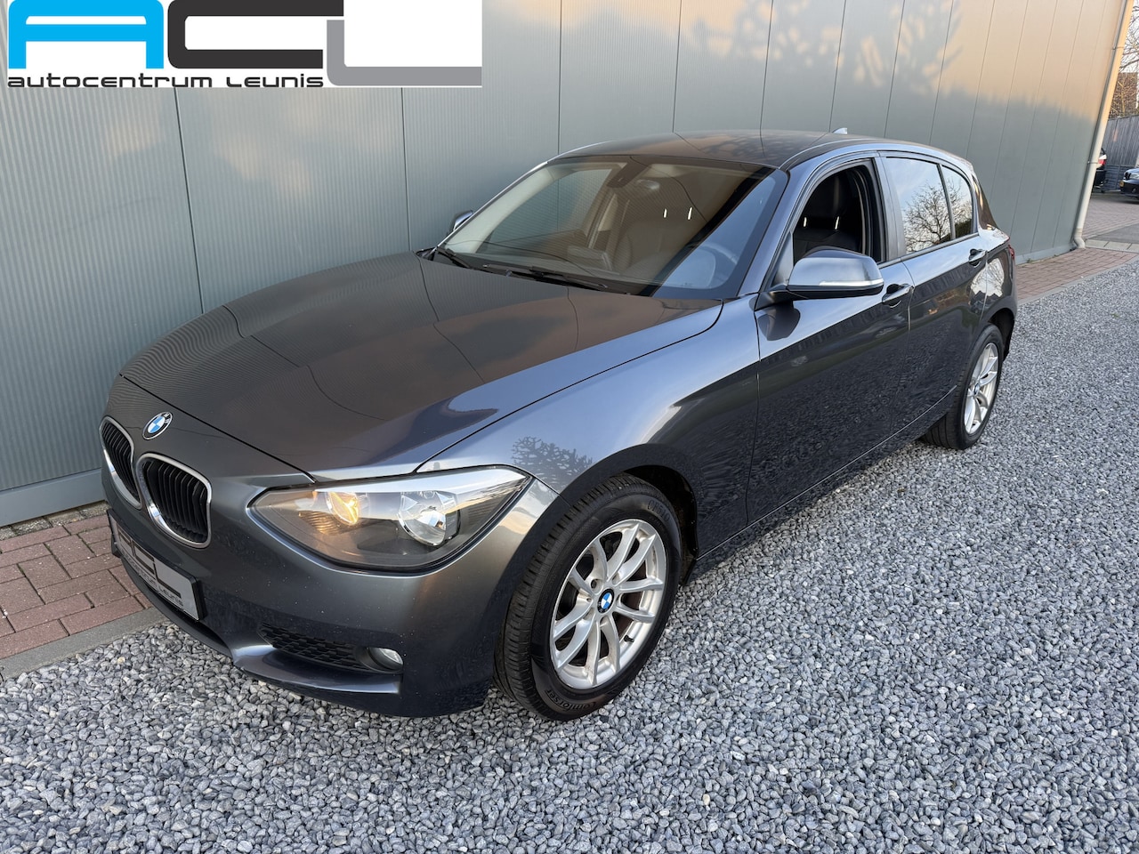 BMW 1-serie - 114i Business Executive 5-drs - AutoWereld.nl