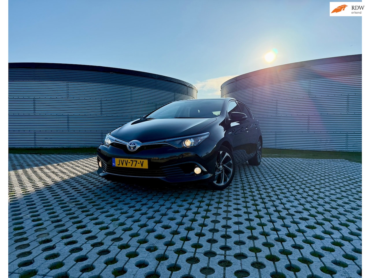 Toyota Auris - 1.8 Hybrid Aspiration | NAVI | Park. cam | CC | 5DRS - AutoWereld.nl