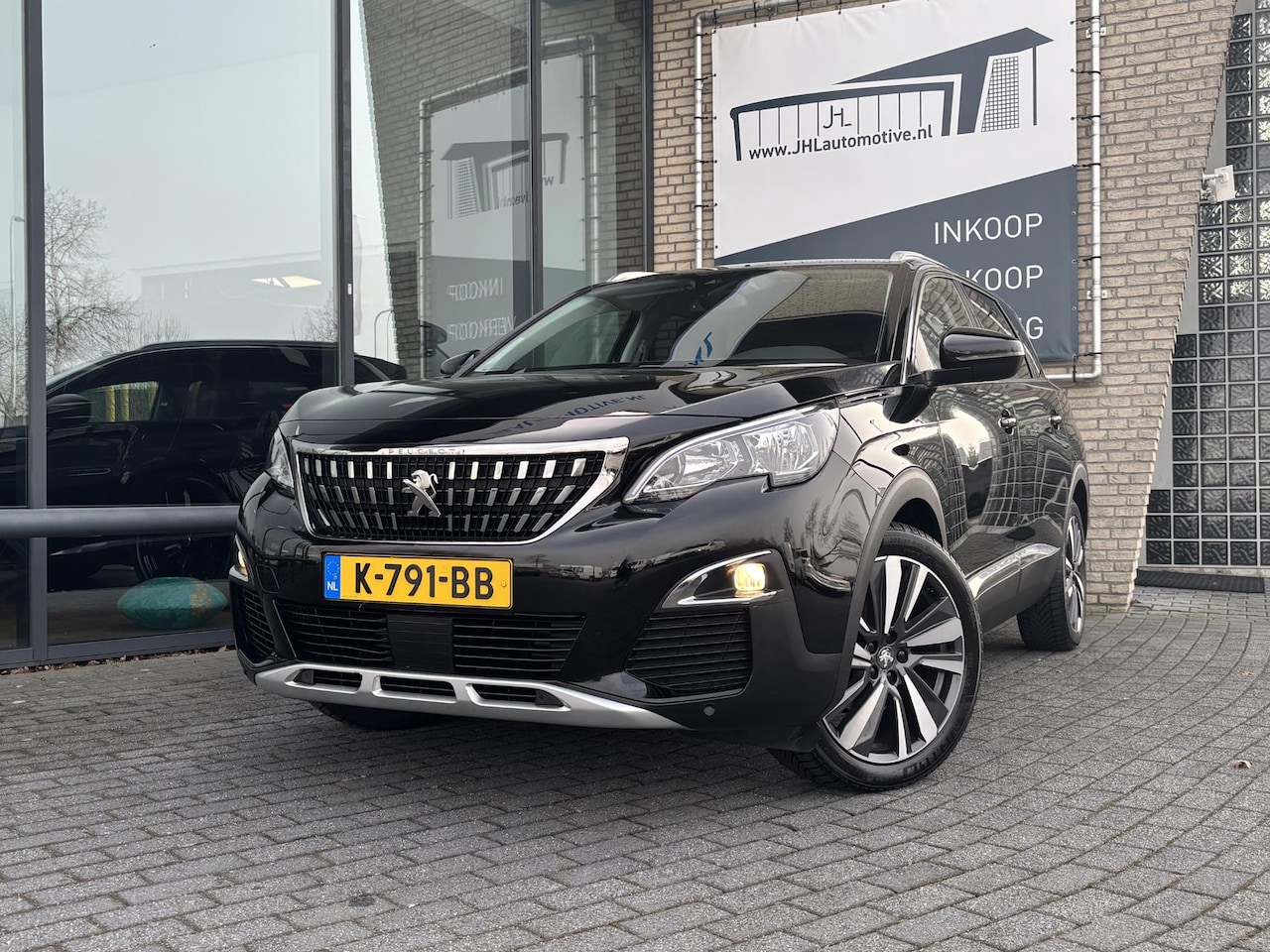 Peugeot 5008 - 1.2*CARPLAY*CRUISE*NAVI*CAM*7PERS.*HAAK*SPORT STOE - AutoWereld.nl
