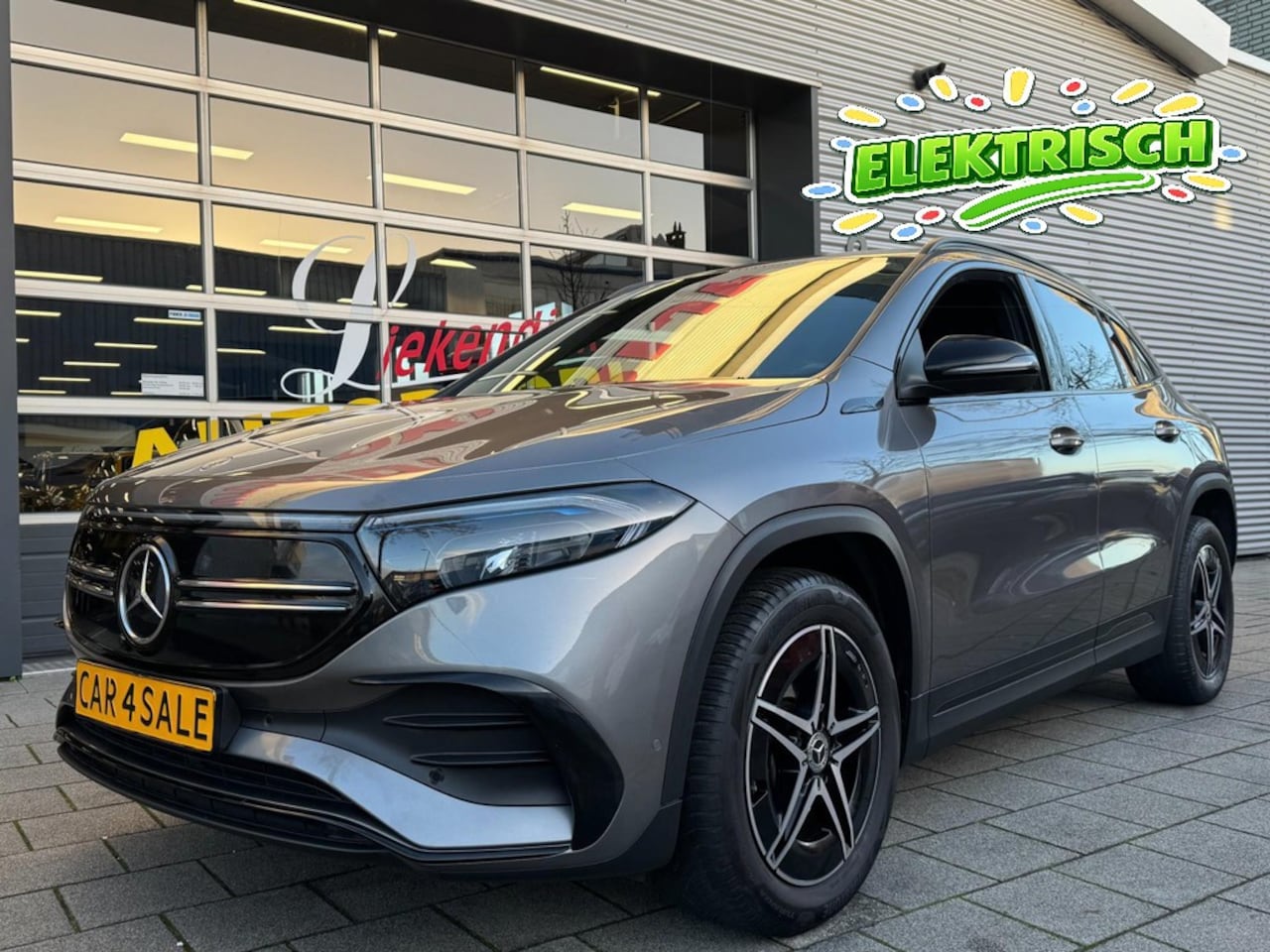 Mercedes-Benz EQA - 250 AMG Edition 1 67 kWh - AUTOMAAT I Navigatie I Leer I Sport pakket I PDC I LED I Achter - AutoWereld.nl