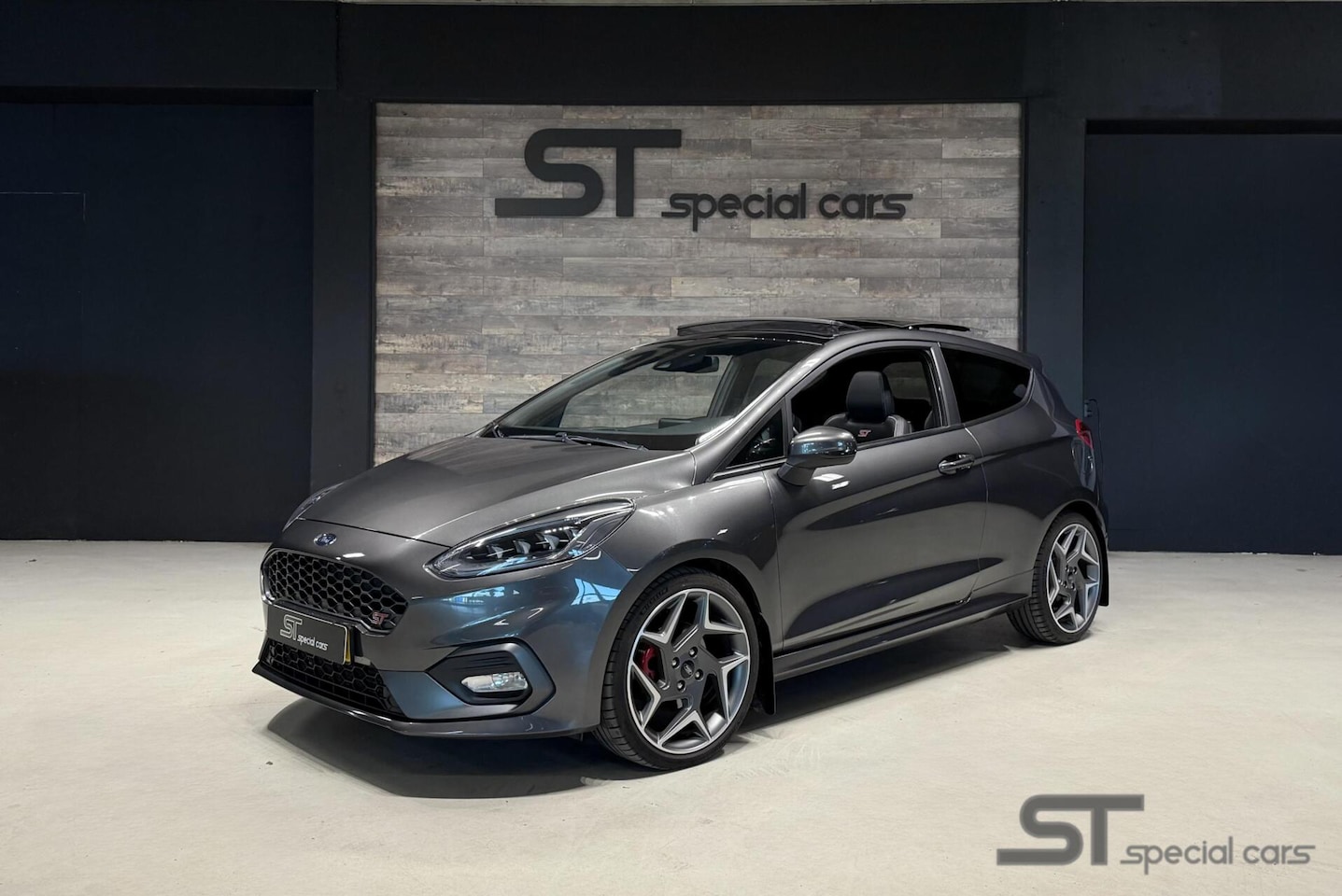 Ford Fiesta - 1.5 ST-3 Performance Pack|Pano - AutoWereld.nl